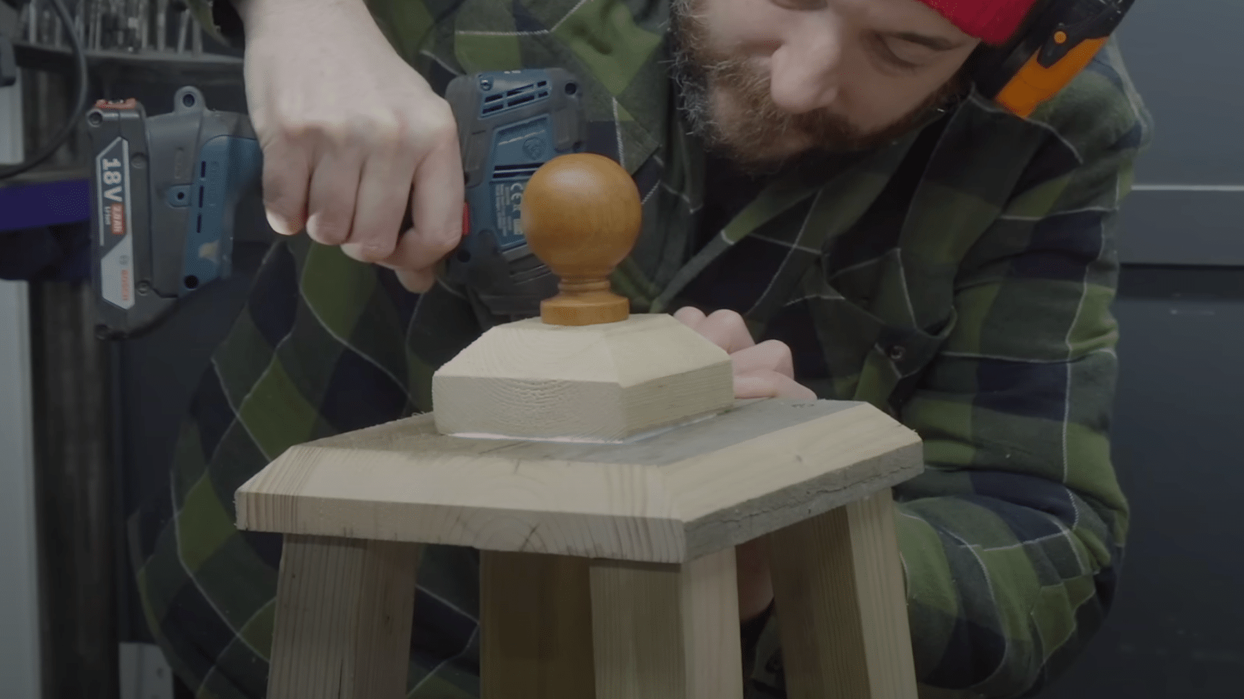 Attaching the Decorative Top