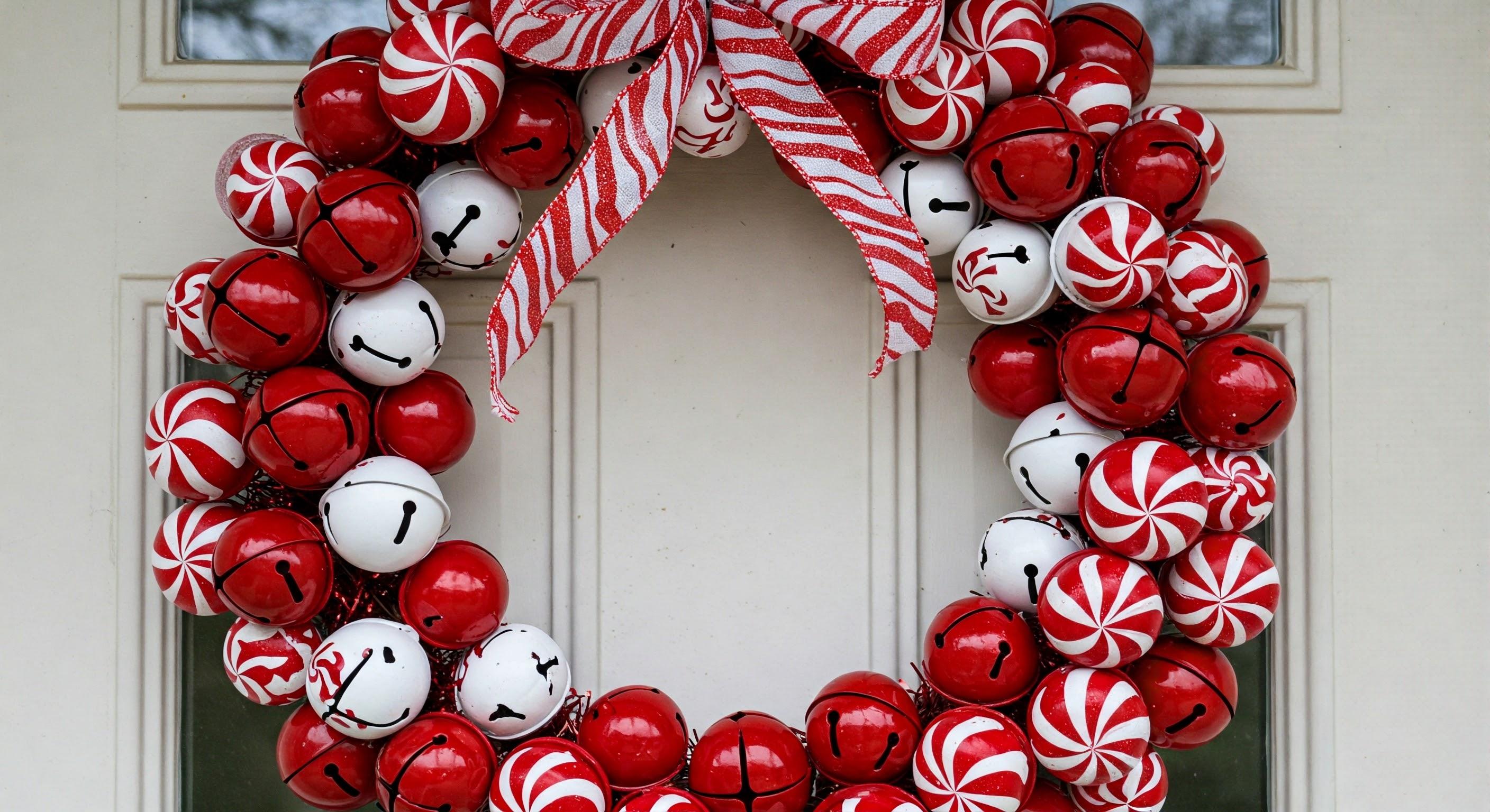 Candy_Cane_Striped_Jingle_Bell_Wreath
