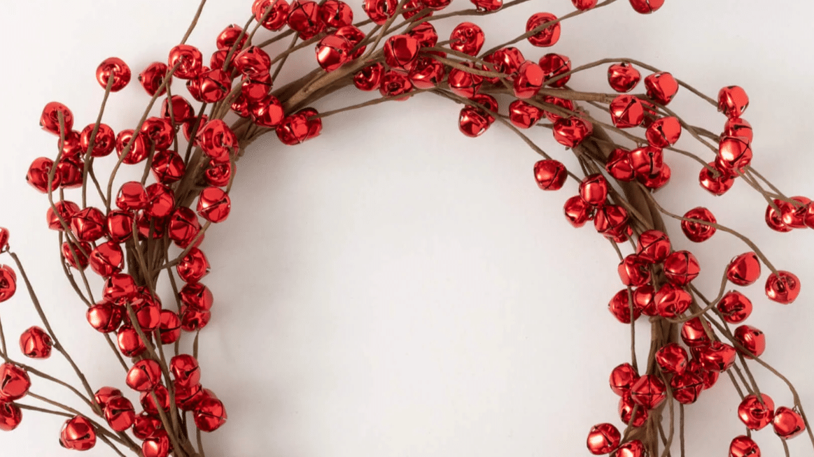 Red_Jingle_Bell_Wreath