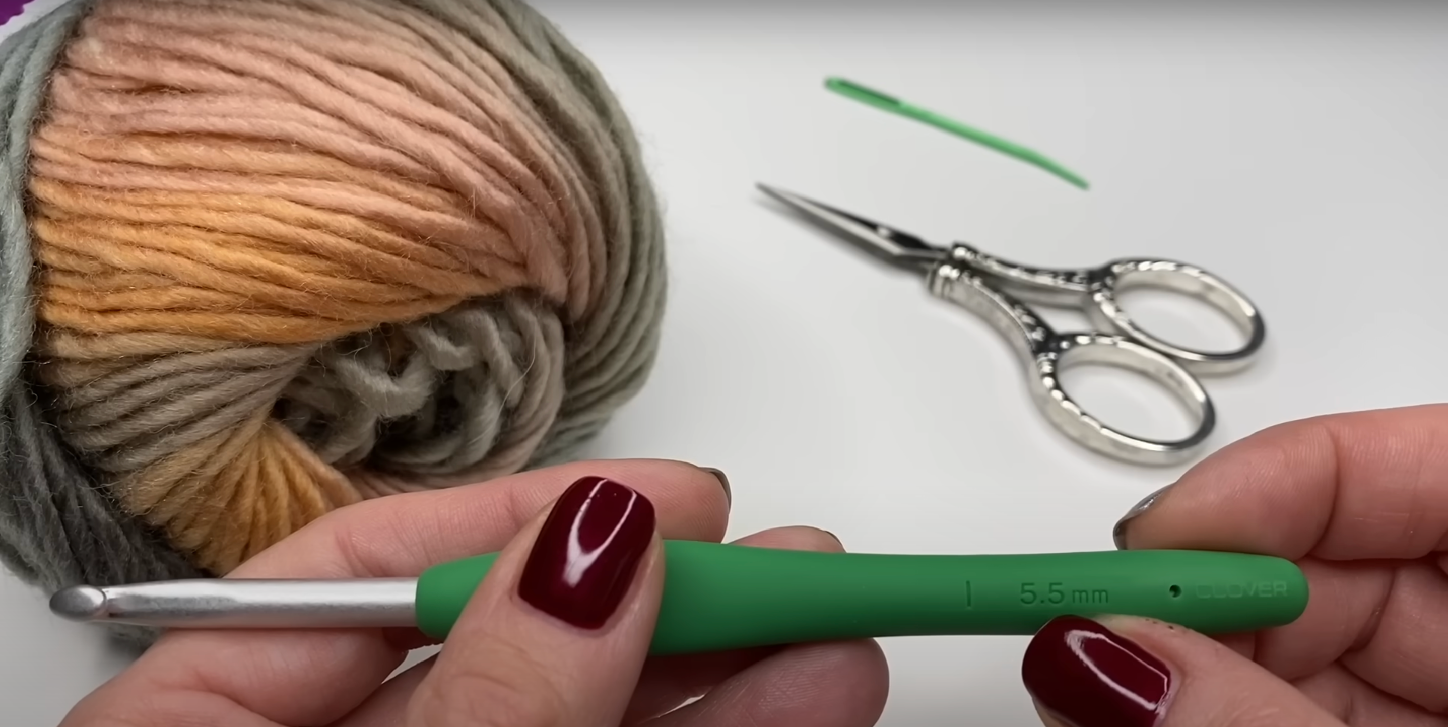 Gather_Materials_and_Prepare_Your_Yarn