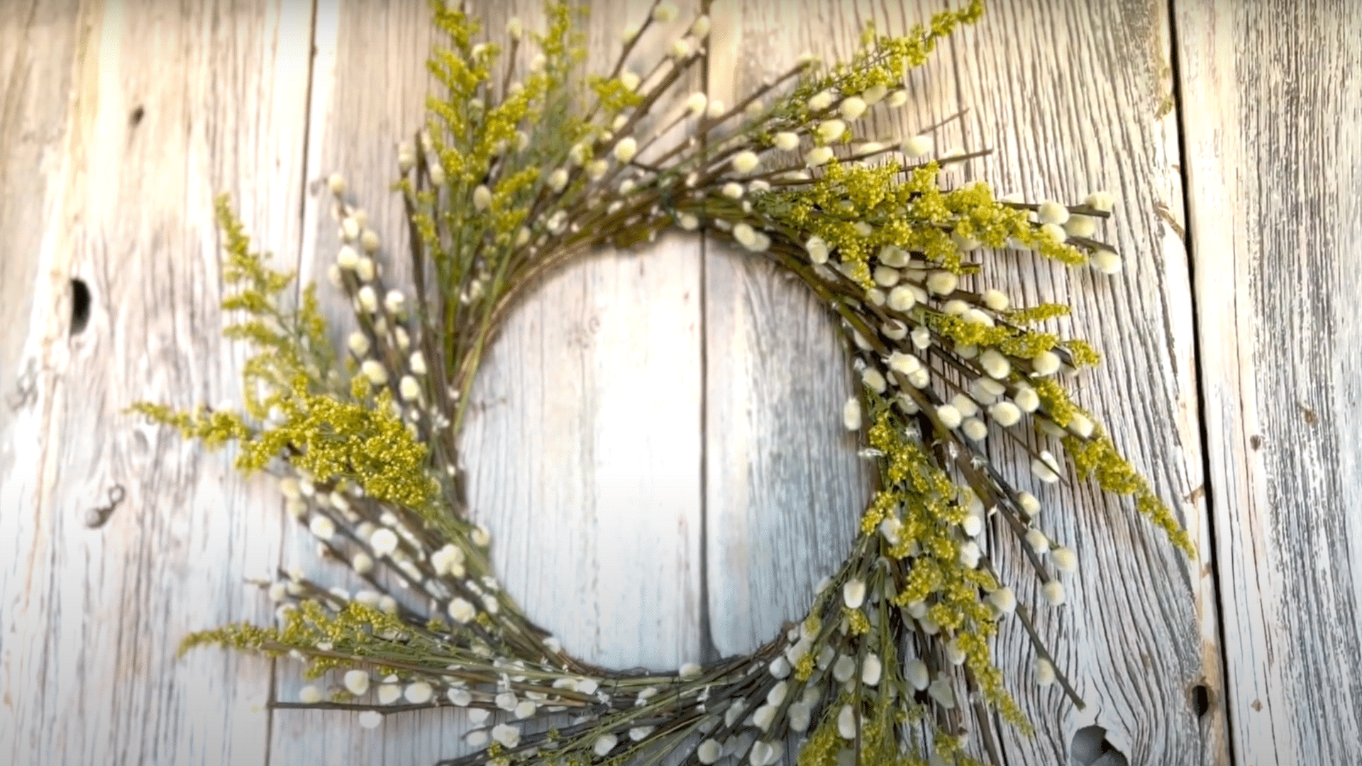 Hang_and_Enjoy_Your_Wreath
