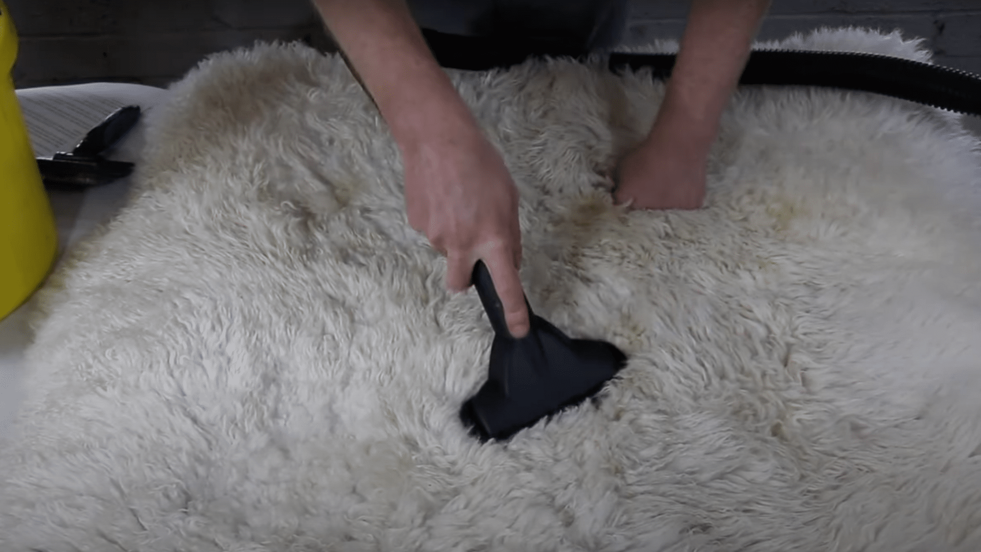 Step_2_Vacuum_the_Rug