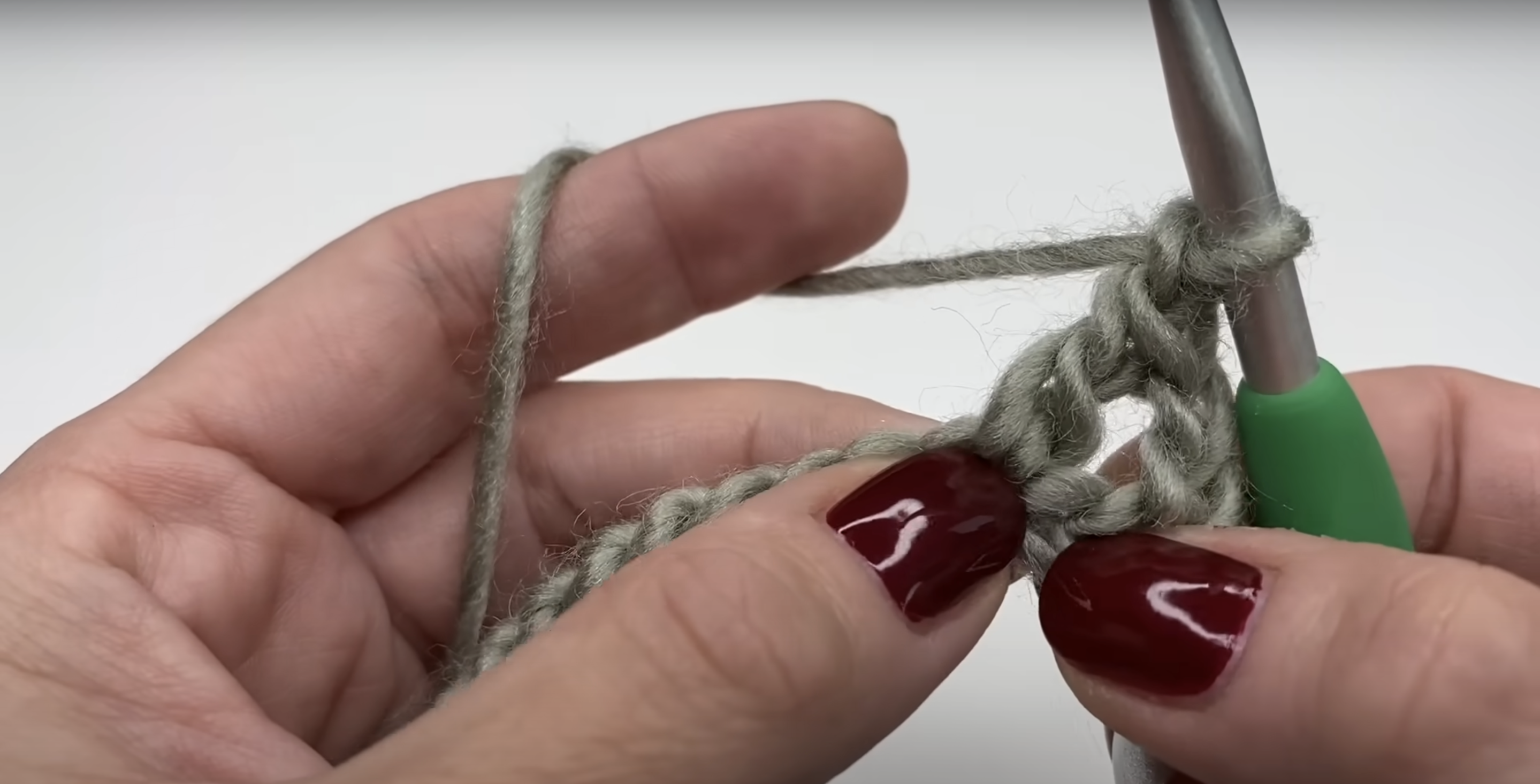 Work_the_First_Double_Crochet_and_Chain_One