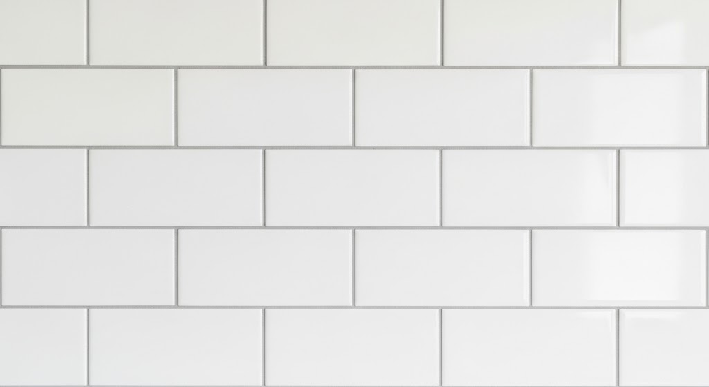 Light-Colored Grout (Pale Gray, Off-White, Pearl)
