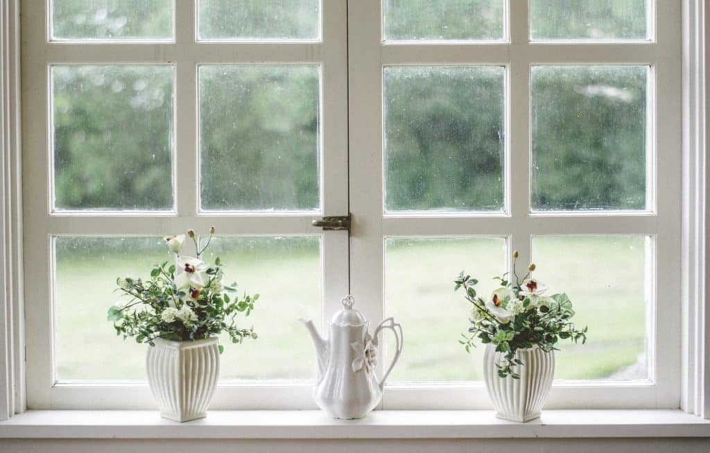 7 Signs Professionals Say It’s Time for Whole Home Window Replacement