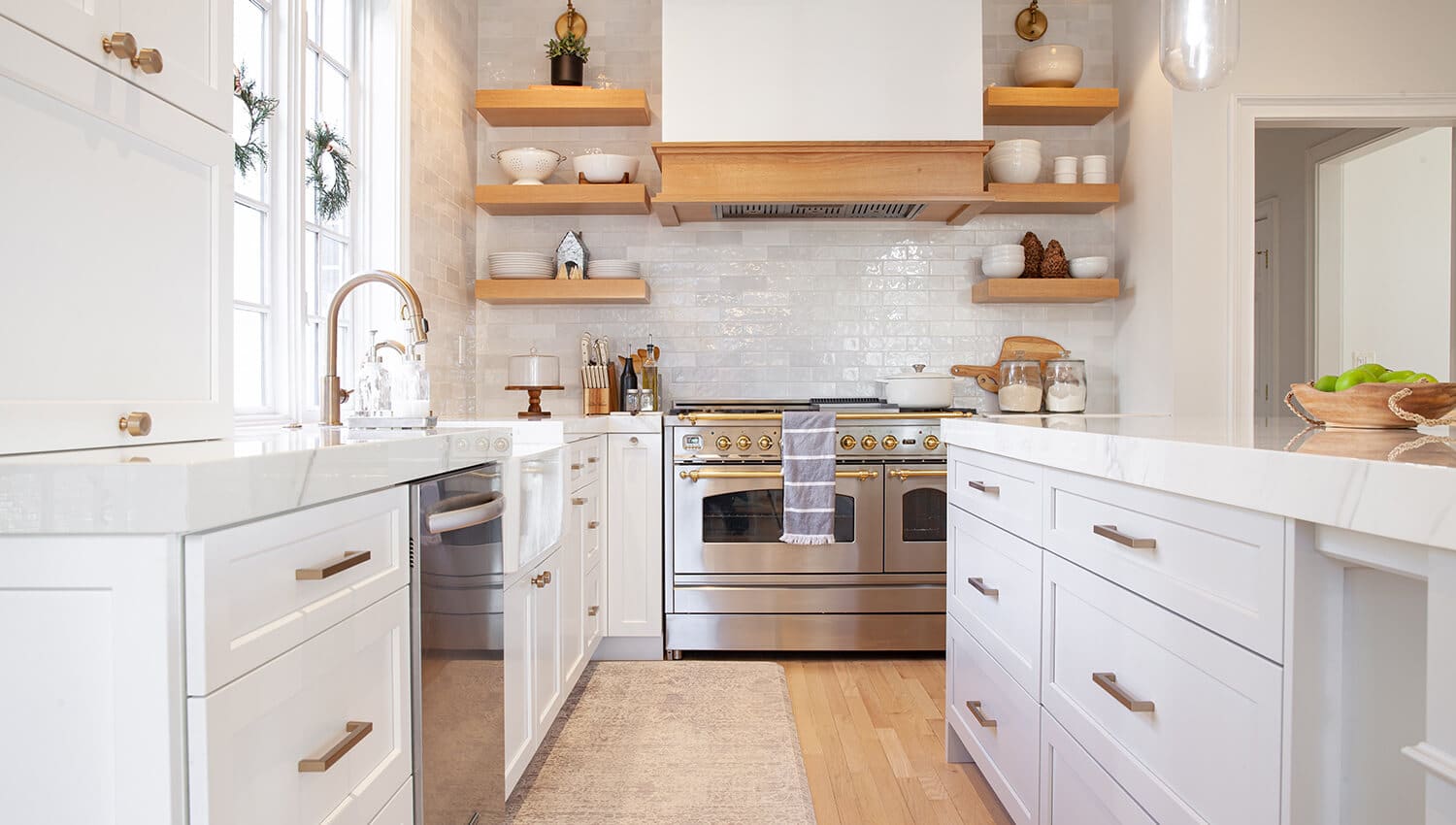 How to Design a Modern Farmhouse Style Kitchen: Design 101