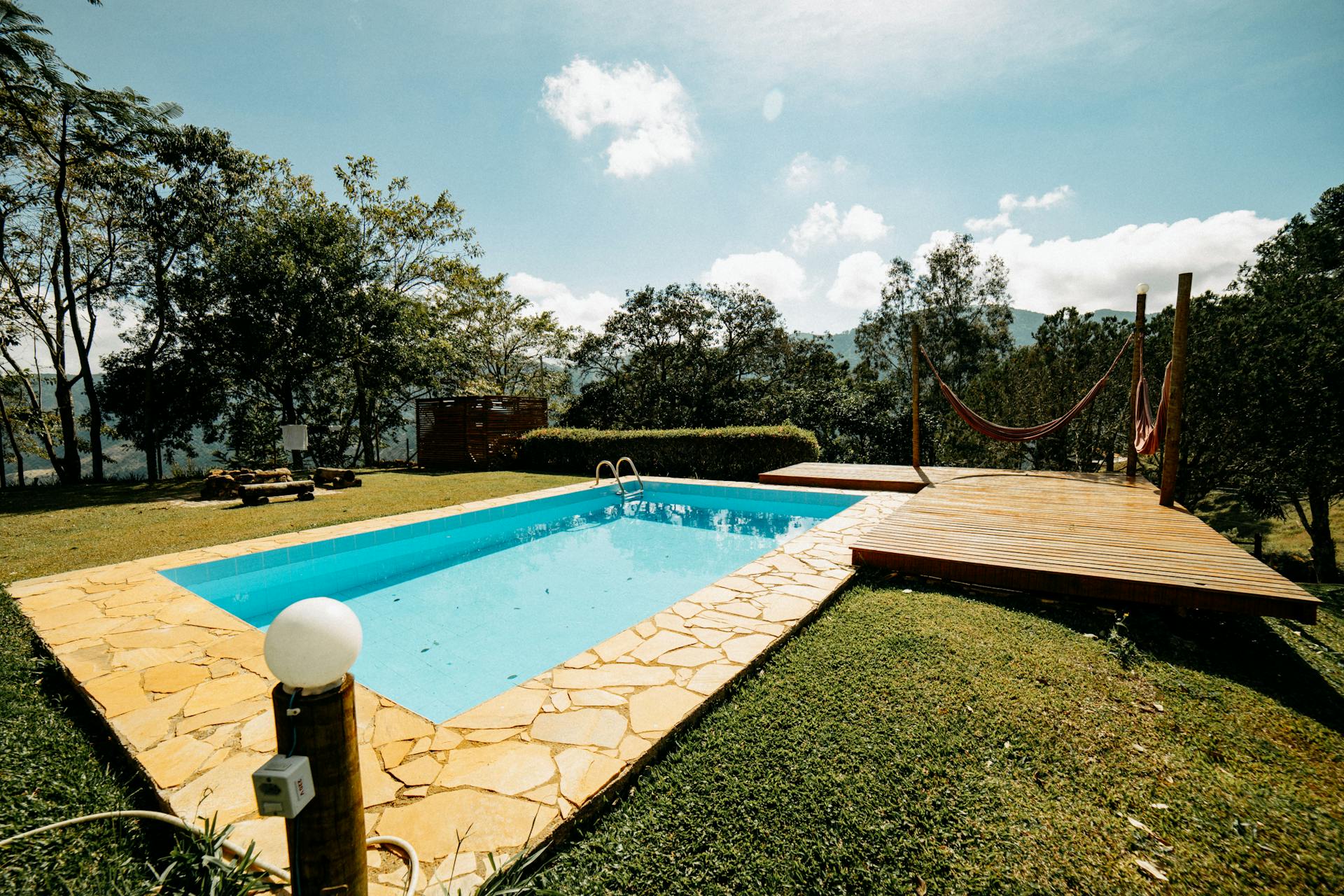 7 Ways a Custom Pool Enclosure Can Transform Your Backyard Experience