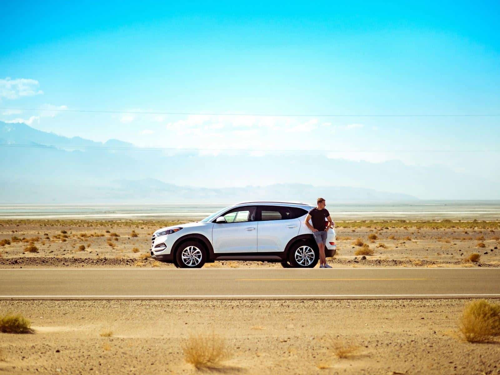 A damaged car while vacationing in the UAE — what tourists need to know