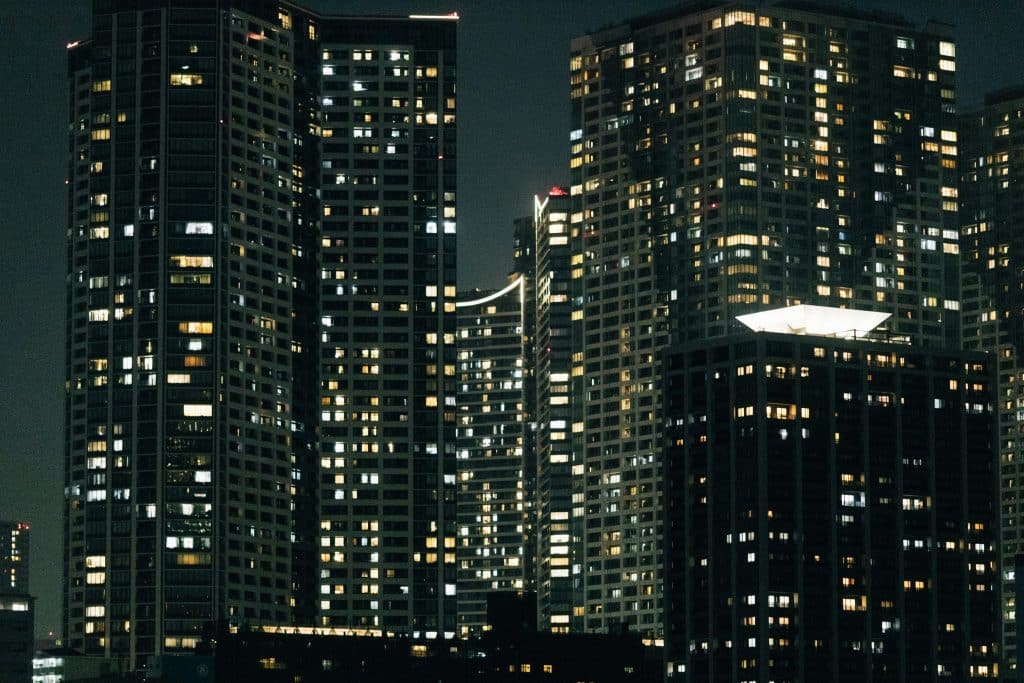 Urban Dwelling and Residential Comfort Dynamics