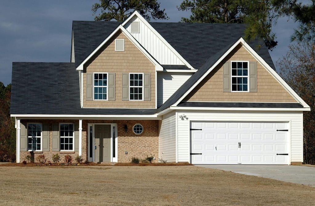 Refresh Your Curb Appeal: How a New Garage Door Quietly Becomes the Best ROI Project in Your Home