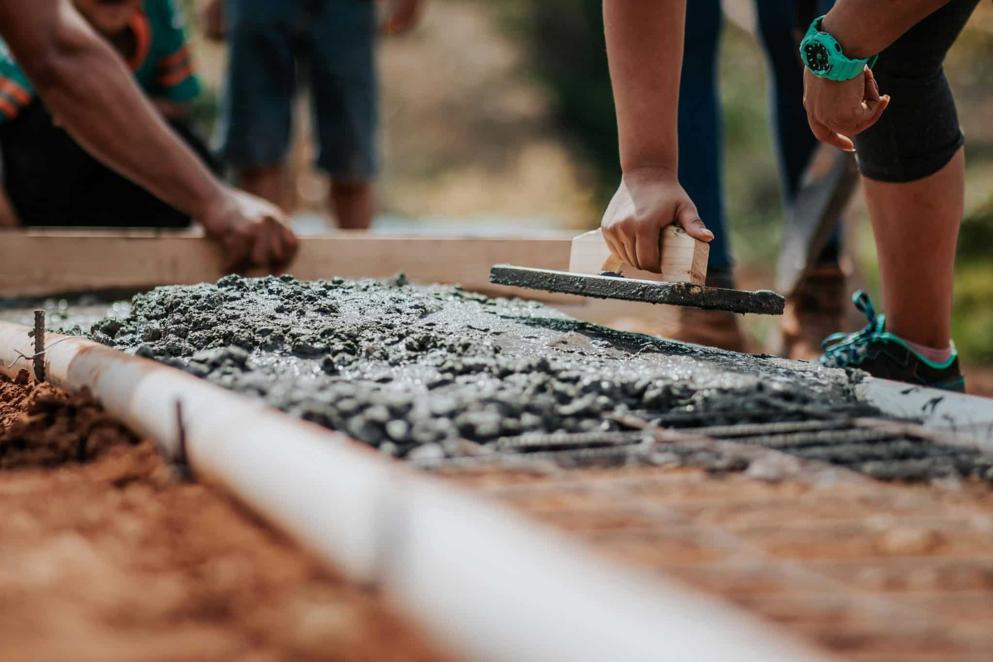 Signs Your Home Might Need Foundation Leveling (and What to Do Next)