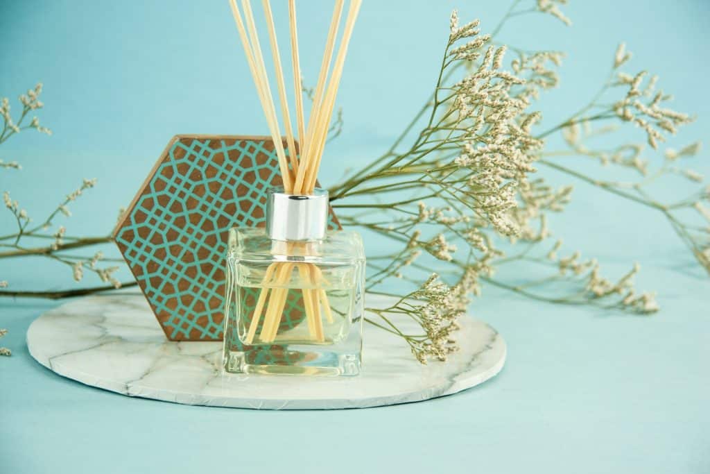 Best Waterless Diffusers 2026:Lephrone, AromaTech, ScentAir, Air Aroma, Hotel Collection