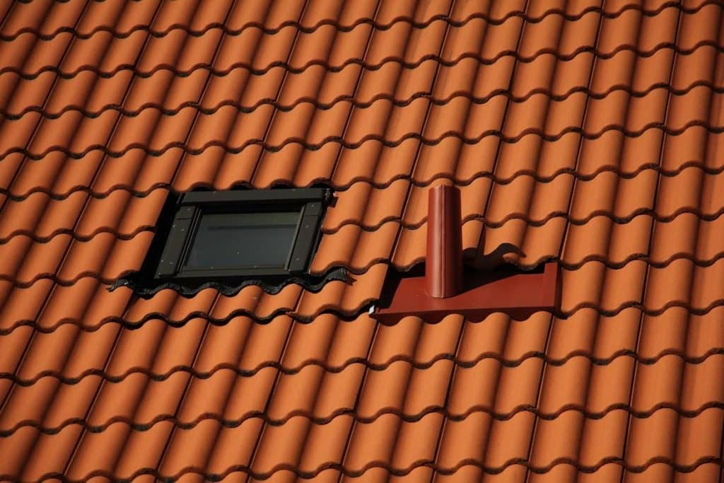 Curb Appeal Secrets: Choosing a Roof for Your Farmhouse