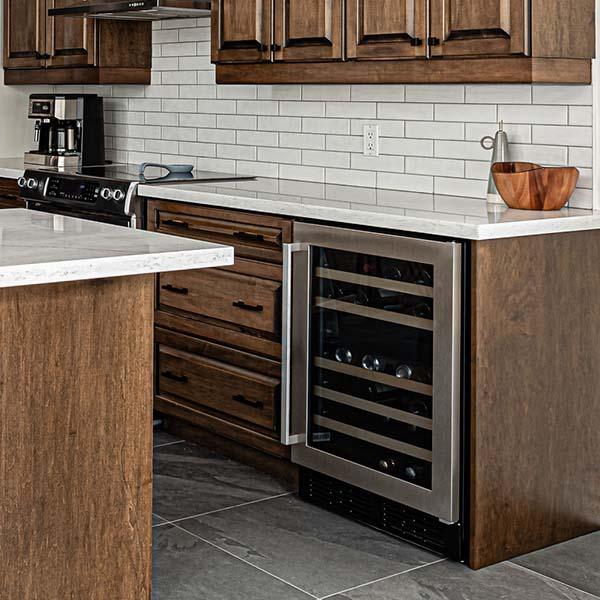 Cabinet Installation vs Cabinet Refacing: Which Is Right for You?