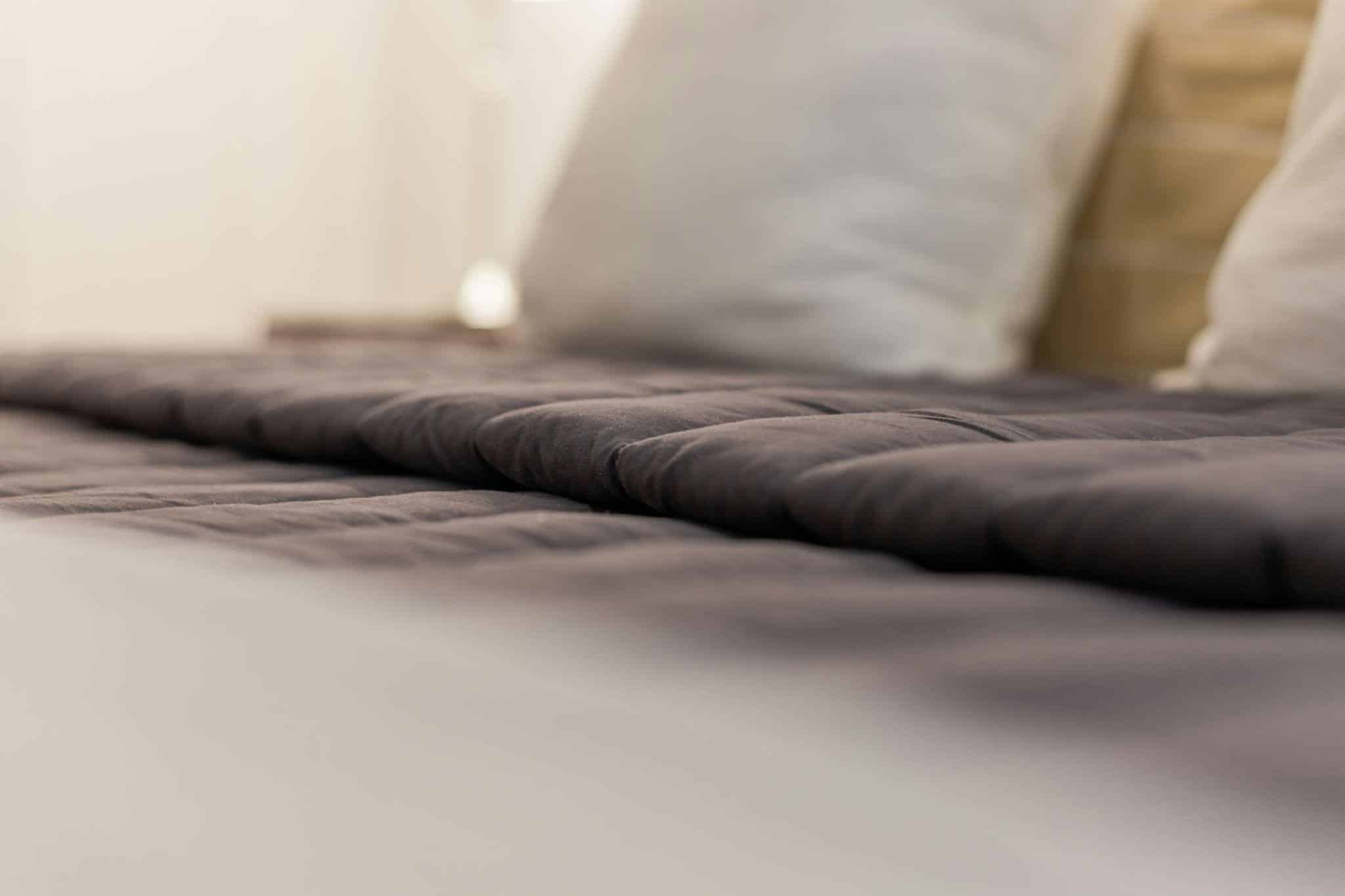 Discover super king quilt covers that look luxurious without the price tag. Elevate your bedroom with these stylish and affordable picks.