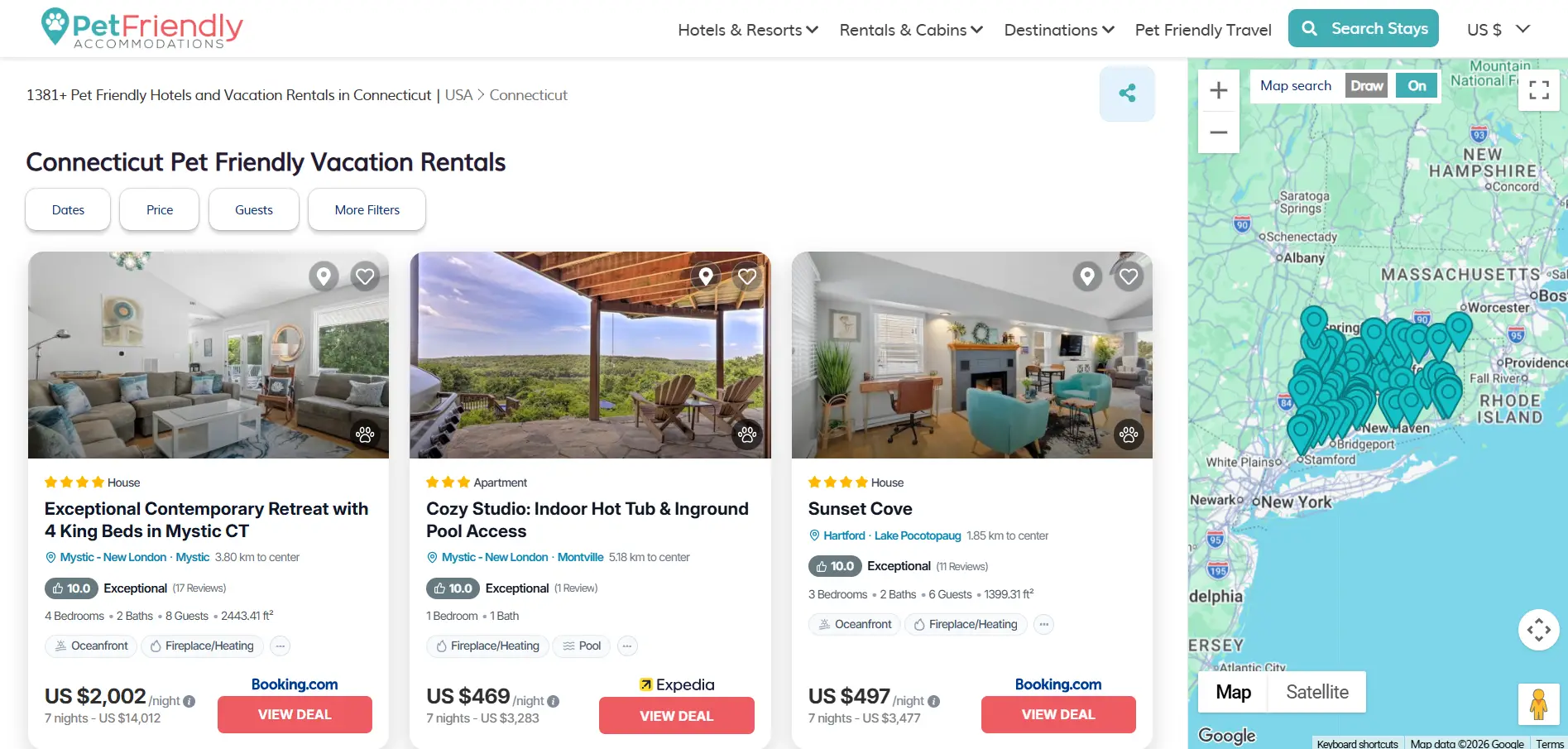 Website showing listings of pet-friendly vacation rentals in Connecticut with map on right side