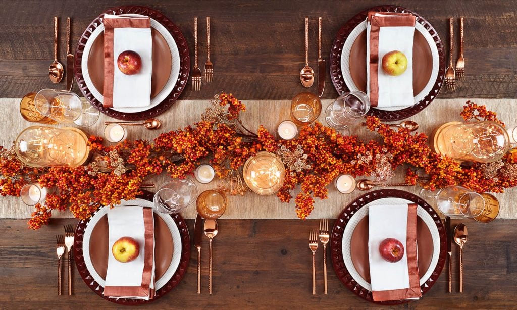 Seasonal Tablescapes: 5 Pro Ideas for an Autumn Theme