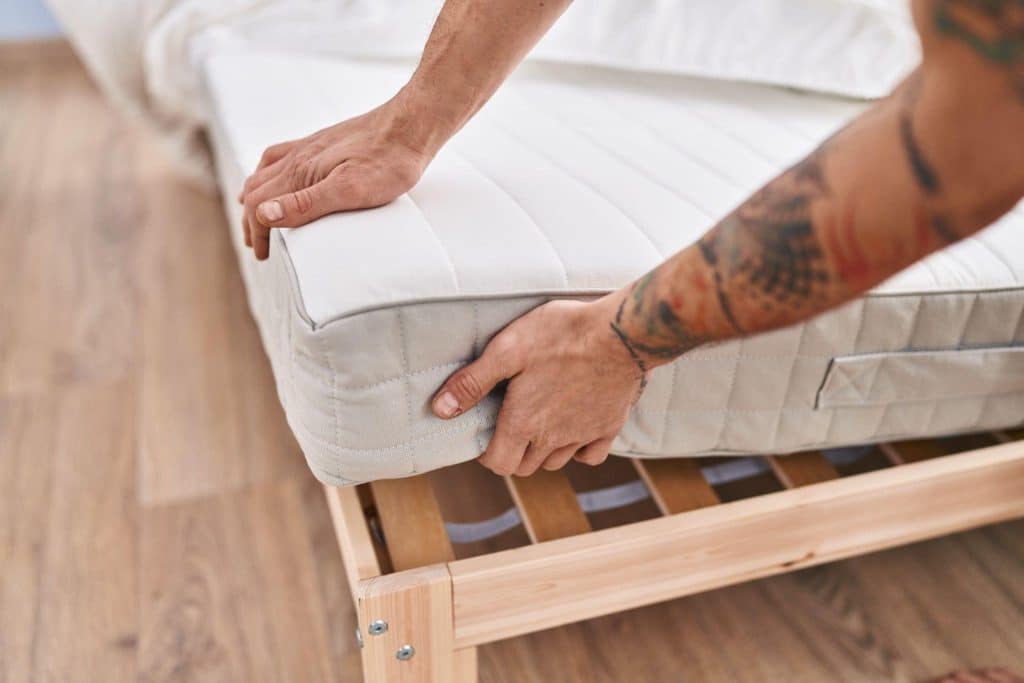 How Do I Choose the Right Hybrid Mattress Thickness?